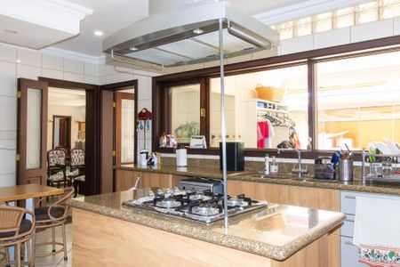 Casa à venda com 430m², 4 quartos e 4 vagasCozinha