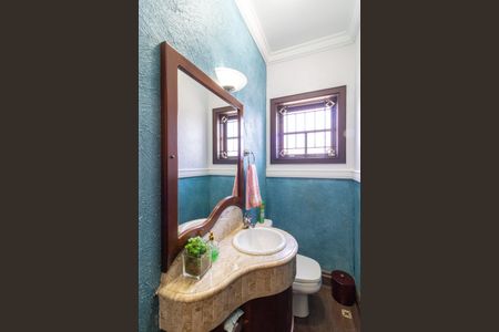 Casa à venda com 430m², 4 quartos e 4 vagasLavabo