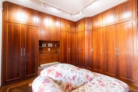 Casa à venda com 430m², 4 quartos e 4 vagasSuite 4