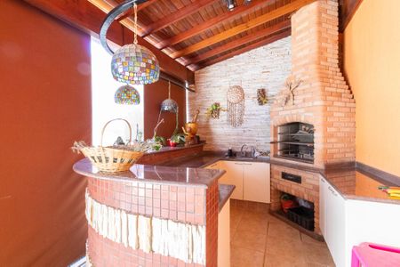 Casa à venda com 430m², 4 quartos e 4 vagasÁrea externa