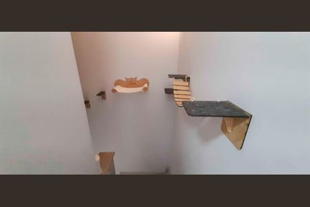 Casa de condomínio à venda com 102m², 2 quartos e 4 vagas