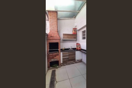 Casa de condomínio à venda com 102m², 2 quartos e 4 vagas Casa de condomínio à venda com 102m², 2 quartos e 4 vagasEspaço Gourmet