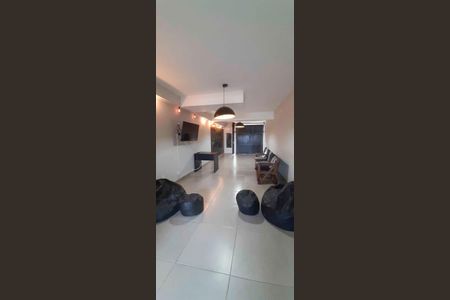 Casa de condomínio à venda com 102m², 2 quartos e 4 vagasSalão de Festa/Garagem