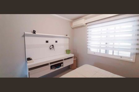 Casa de condomínio à venda com 102m², 2 quartos e 4 vagas