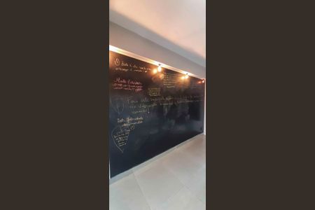 Casa de condomínio à venda com 102m², 2 quartos e 4 vagas