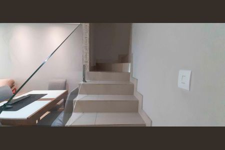 Casa de condomínio à venda com 102m², 2 quartos e 4 vagas Casa de condomínio à venda com 102m², 2 quartos e 4 vagasAcesso aos Quartos