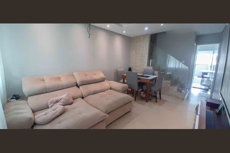 Casa de condomínio à venda com 102m², 2 quartos e 4 vagas