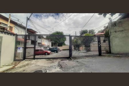 Casa de condomínio à venda com 102m², 2 quartos e 4 vagas