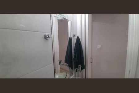 Casa de condomínio à venda com 102m², 2 quartos e 4 vagas