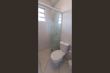 Casa de condomínio à venda com 102m², 2 quartos e 4 vagas Casa de condomínio à venda com 102m², 2 quartos e 4 vagasBanheiro do Espaço Gourmet