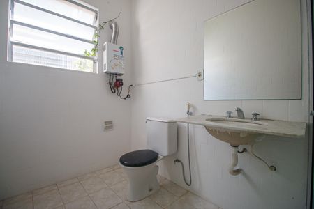 Casa para alugar com 300m², 5 quartos e 2 vagasBanheiro
