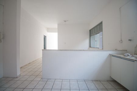 Casa para alugar com 300m², 5 quartos e 2 vagasCozinha