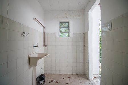 Casa para alugar com 300m², 5 quartos e 2 vagasBanheiro de Serviço 2