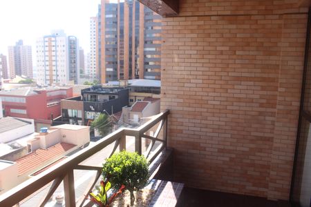 Apartamento à venda com 118m², 3 quartos e 2 vagasVaranda