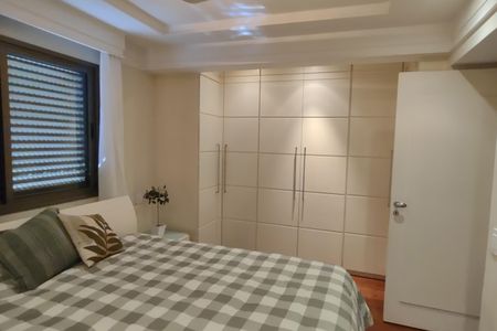 Apartamento à venda com 118m², 3 quartos e 2 vagas Apartamento à venda com 118m², 3 quartos e 2 vagasSuíte