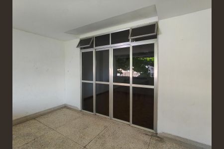 Apartamento para alugar com 120m², 2 quartos e 1 vaga Apartamento para alugar com 120m², 2 quartos e 1 vagaÁrea comum - Salão de festas