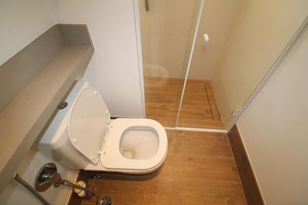 Apartamento à venda com 83m², 2 quartos e 1 vagaQuarto 2 - Banheiro