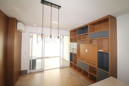 Apartamento à venda com 83m², 2 quartos e 1 vagaSala / Cozinha