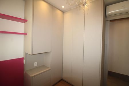 Apartamento à venda com 83m², 2 quartos e 1 vagaQuarto 1