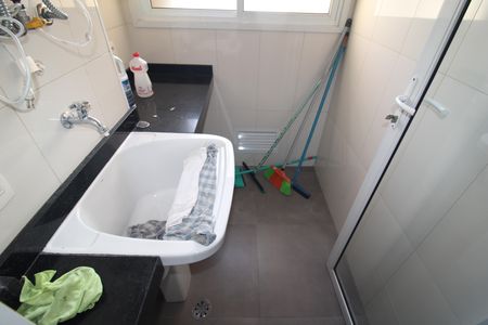 Apartamento à venda com 83m², 2 quartos e 1 vagaÁrea de Serviço
