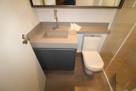 Apartamento à venda com 83m², 2 quartos e 1 vagaQuarto 1 - Banheiro