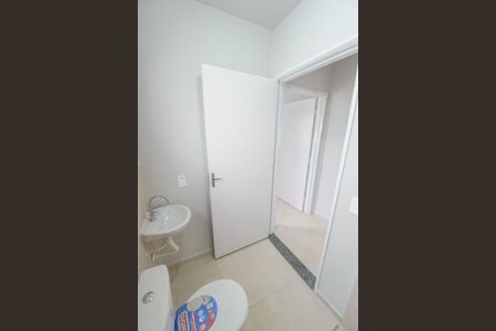 Casa de condomínio para alugar com 45m², 2 quartos e 2 vagasBanheiro