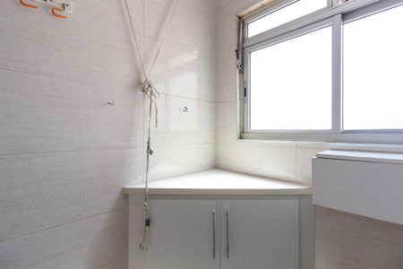 Apartamento para alugar com 64m², 3 quartos e 1 vagaÁrea de Serviço