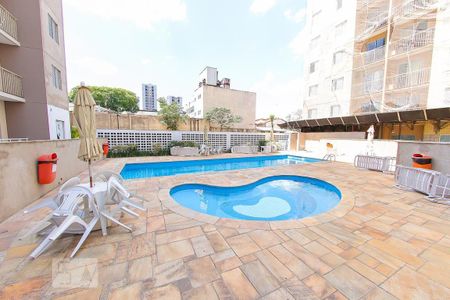 Apartamento para alugar com 64m², 3 quartos e 1 vagaÁrea comum - Piscina