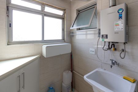 Apartamento para alugar com 64m², 3 quartos e 1 vagaÁrea de Serviço