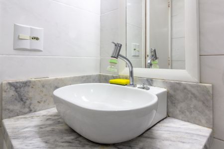 Apartamento para alugar com 64m², 3 quartos e 1 vagaBanheiro