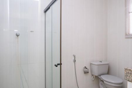 Apartamento para alugar com 90m², 2 quartos e 1 vaga Apartamento para alugar com 90m², 2 quartos e 1 vagaBanheiro