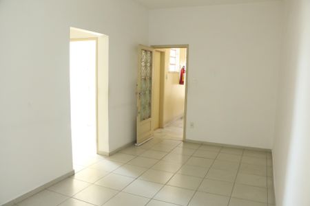 Apartamento para alugar com 90m², 2 quartos e 1 vagaSala