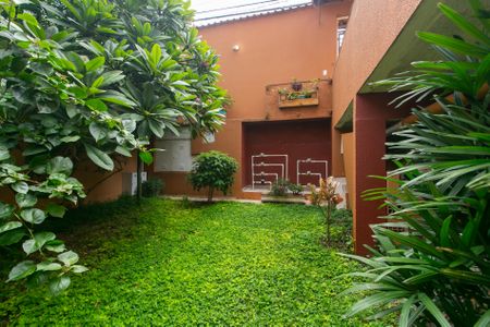 Casa de condomínio à venda com 66m², 2 quartos e 2 vagas Casa de condomínio à venda com 66m², 2 quartos e 2 vagasÁrea comum - Jardim