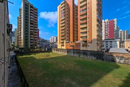 Apartamento para alugar com 40m², 1 quarto e 1 vaga Apartamento para alugar com 40m², 1 quarto e 1 vagaVista da rua