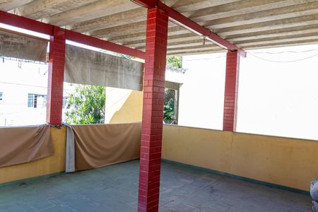 Casa para alugar com 220m², 3 quartos e 2 vagas Casa para alugar com 220m², 3 quartos e 2 vagasTerraço