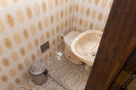 Casa para alugar com 220m², 3 quartos e 2 vagas Casa para alugar com 220m², 3 quartos e 2 vagasBanheiro da Suíte