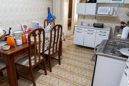 Casa para alugar com 220m², 3 quartos e 2 vagas Casa para alugar com 220m², 3 quartos e 2 vagasCozinha