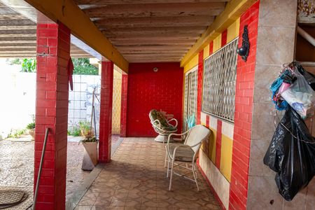Casa para alugar com 220m², 3 quartos e 2 vagas Casa para alugar com 220m², 3 quartos e 2 vagasVaranda