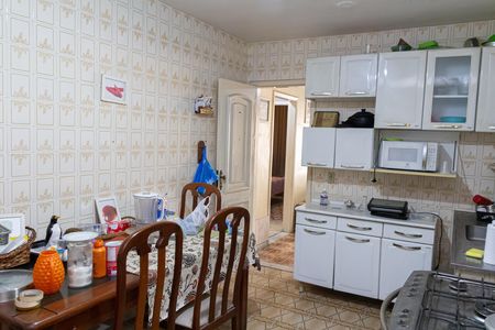 Casa para alugar com 220m², 3 quartos e 2 vagas Casa para alugar com 220m², 3 quartos e 2 vagasCozinha