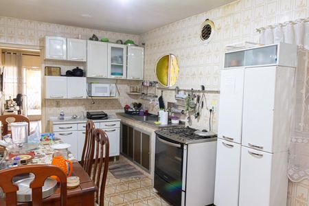 Casa para alugar com 220m², 3 quartos e 2 vagas Casa para alugar com 220m², 3 quartos e 2 vagasCozinha