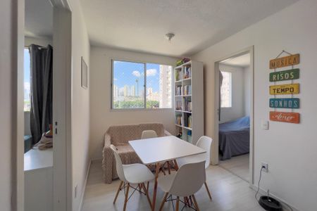Apartamento para alugar com 35m², 2 quartos e sem vaga Apartamento para alugar com 35m², 2 quartos e sem vagaSala