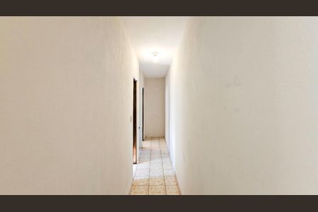 Casa para alugar com 107m², 2 quartos e 2 vagas Casa para alugar com 107m², 2 quartos e 2 vagasCorredor