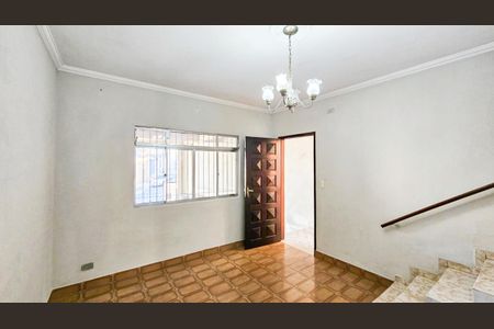 Casa para alugar com 107m², 2 quartos e 2 vagas Casa para alugar com 107m², 2 quartos e 2 vagasSala