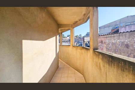 Casa para alugar com 107m², 2 quartos e 2 vagas Casa para alugar com 107m², 2 quartos e 2 vagasSacada