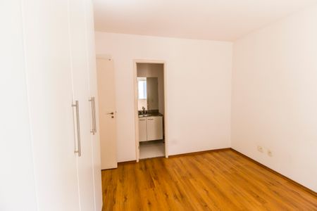 Apartamento para alugar com 70m², 1 quarto e sem vagaSuíte