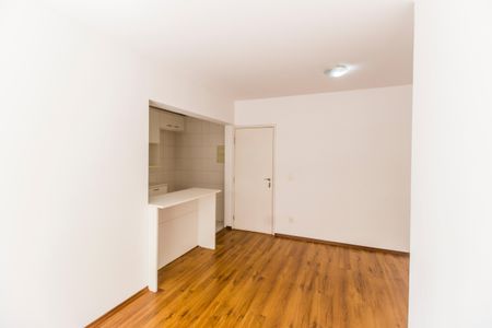 Sala  de apartamento para alugar com 1 quarto, 70m² em Alphaville Industrial, Barueri