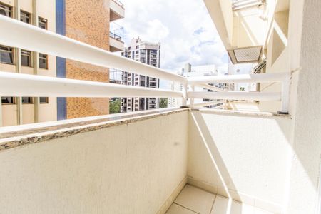 Apartamento para alugar com 70m², 1 quarto e sem vagaVaranda