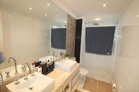 Apartamento à venda com 140m², 3 quartos e 3 vagasBanheiro