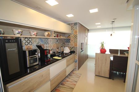 Apartamento à venda com 140m², 3 quartos e 3 vagasSala / Cozinha
