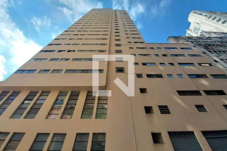 Apartamento à venda com 48m², 1 quarto e sem vagaFachada